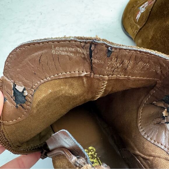 Carlos Santana Brown Suede Vivien Floral Boots Size 7.5 - Picture 8 of 9